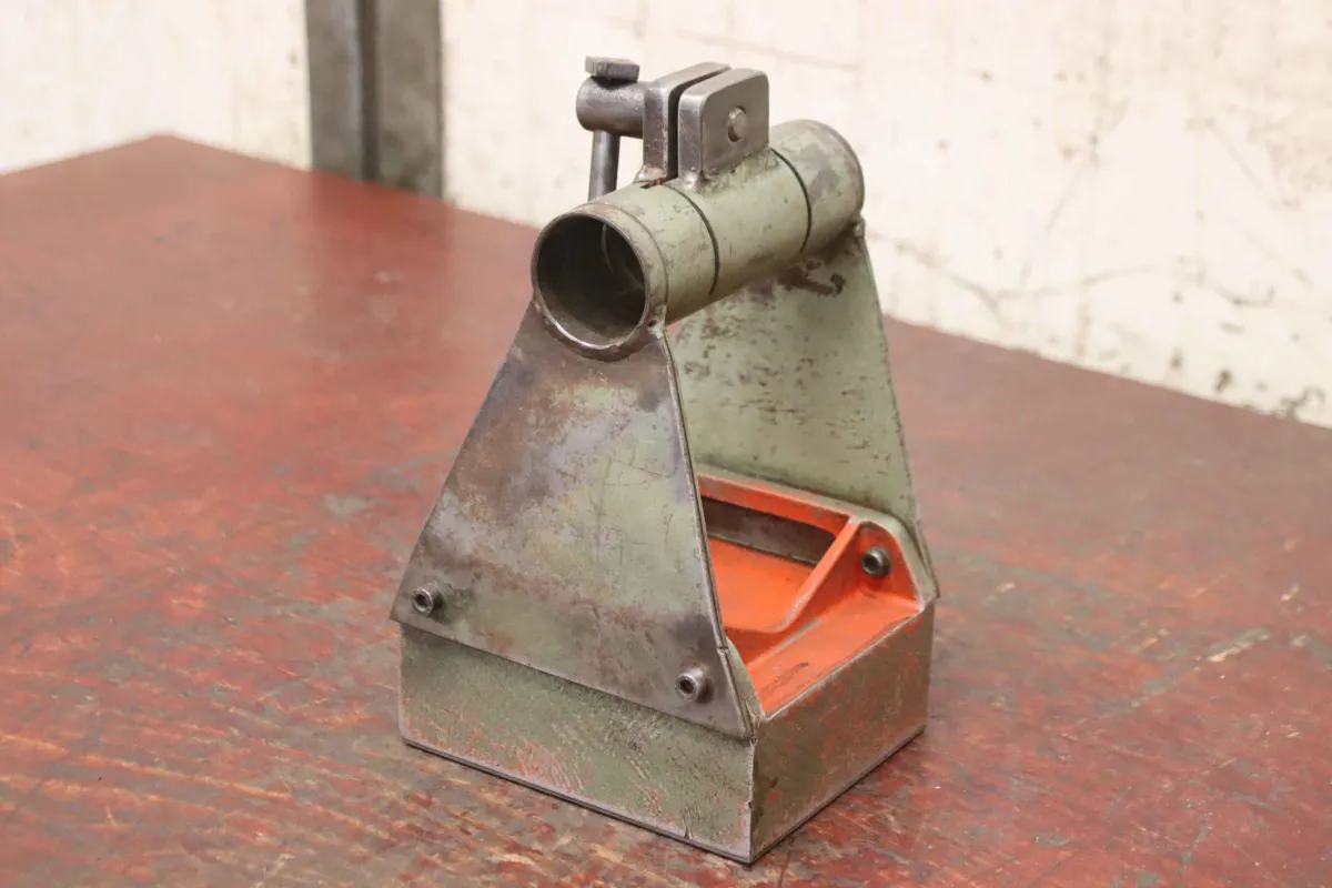 Thyssen 105 662 150/130/H245 mm Magnetic table