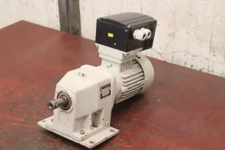 Nord SK 12-71 L/4  TF TR1  SK 370/1 TR Getriebemotor 0,37 kW 18 U/min mit Frequenzumricht – RESALE
