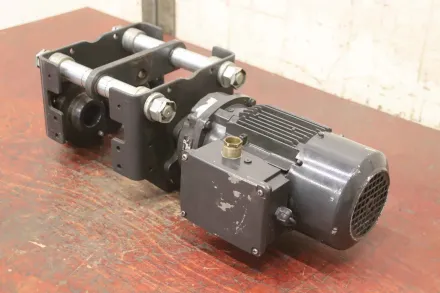 STC 10 Kranfahrwerk 1050 kg   elektrisch angetrieben – RESALE