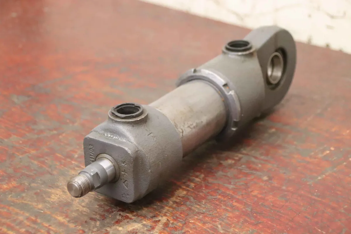 Orsta B2-50/22x80 Hub 80 mm Hydraulikzylinder