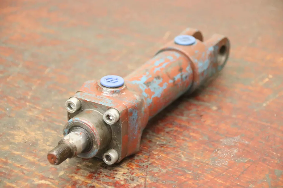 Bosch 0 530 314 001 Hub 75 mm Hydraulikzylinder