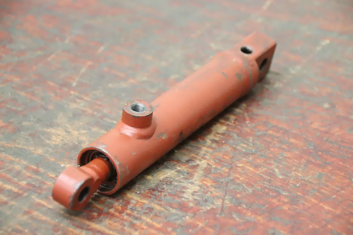 Hub 100 mm Hydraulikzylinder