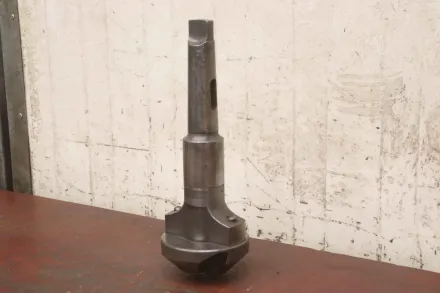 Sassex H7 125.1-150 / 90° / Ø 130 mm Aufsteckhalter für Spiralbohrmesser – RESALE