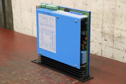 Stöber FAS 1015/-1 Frequenzumrichter 1,5 kVA – RESALE