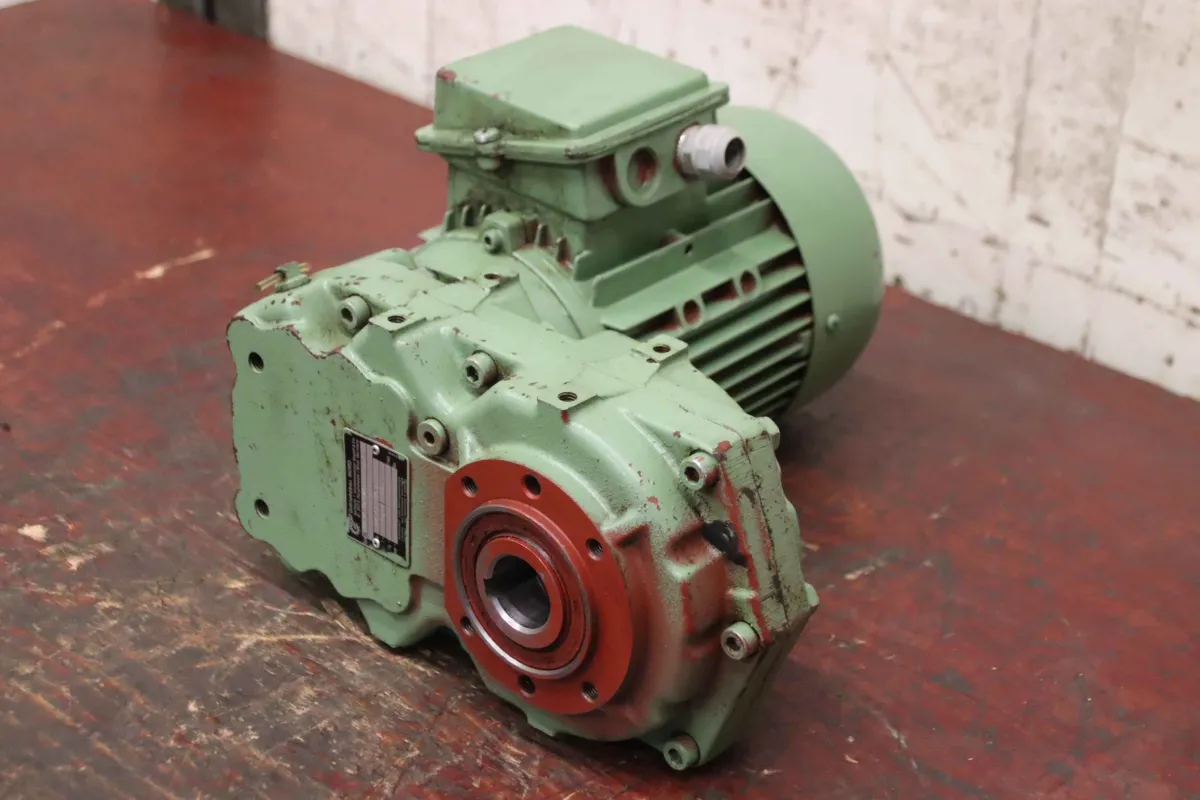 Nord SK 2080A-80 L/4 SK 80L/4 Getriebemotor 0,75 kW 83 U/min