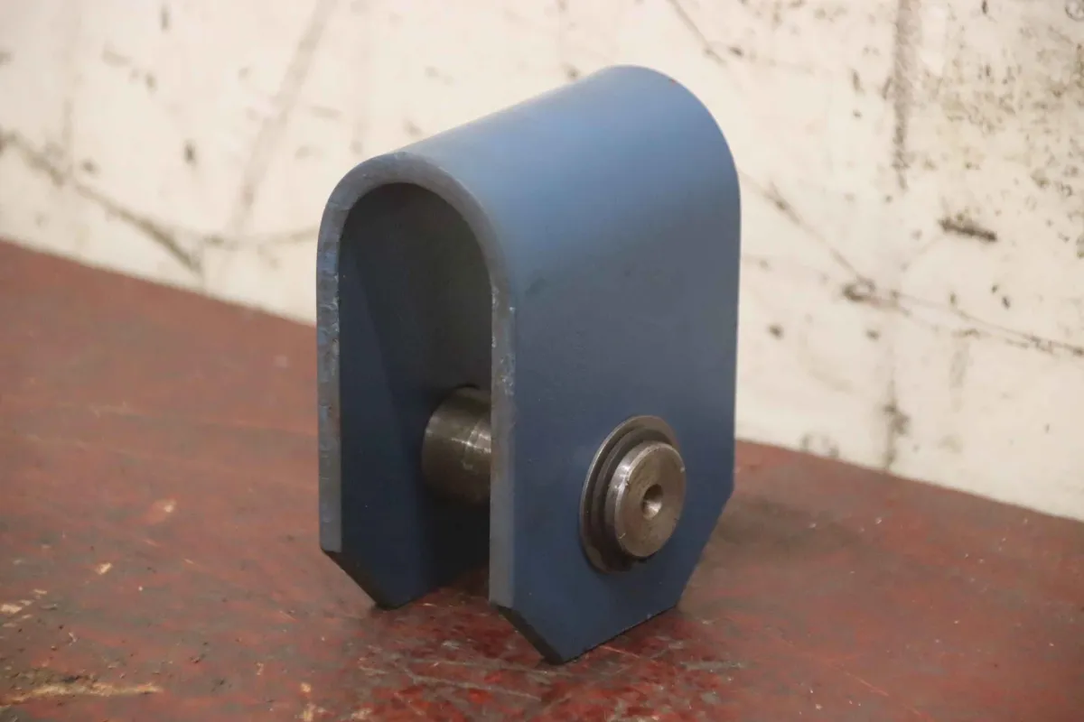 80/65/H110 mm Haltebügel 4 Stück