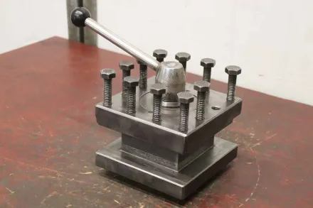 Spannlänge 200 mm Schnellwechsel Stahlhalter 4-fach – RESALE