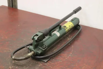 Simplex P-  740/200/H150 mm Handhydraulikpumpe  689 Bar – RESALE