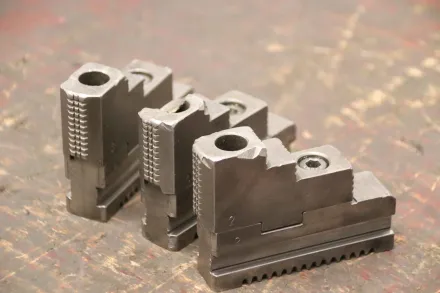 Forkardt Breite 22 mm schrägverzahnt Wechselbacken – RESALE
