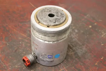 Lukas HP 50/50 Hydraulikzylinder 50 t – RESALE