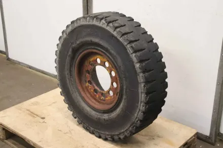 Rigdon 8.25-15 6.0-15 Vollgummi Reifen 2 Stück – RESALE