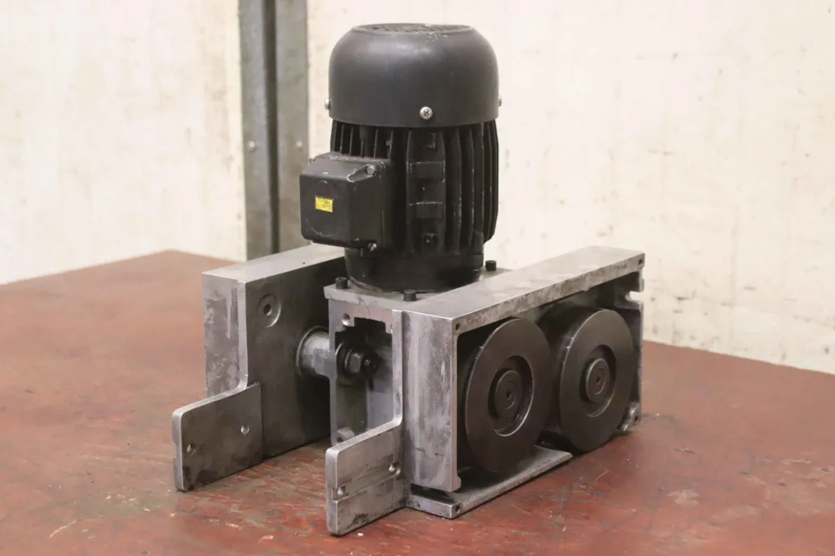 WEG ODG 732 T/372 ZB 4824 Getriebemotor 0,55 kW 30 U/min
