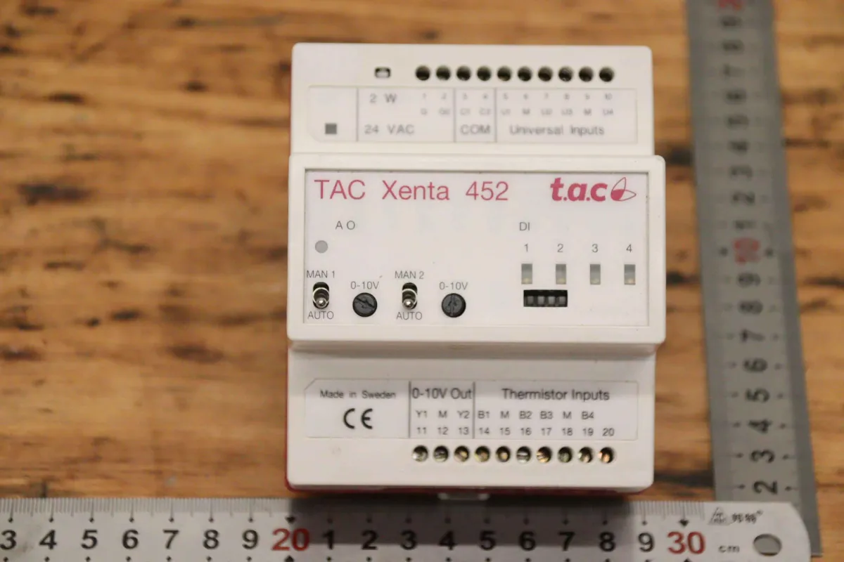 t.a.c. TAC Xenta 452 Ein-Ausgangsmodul
