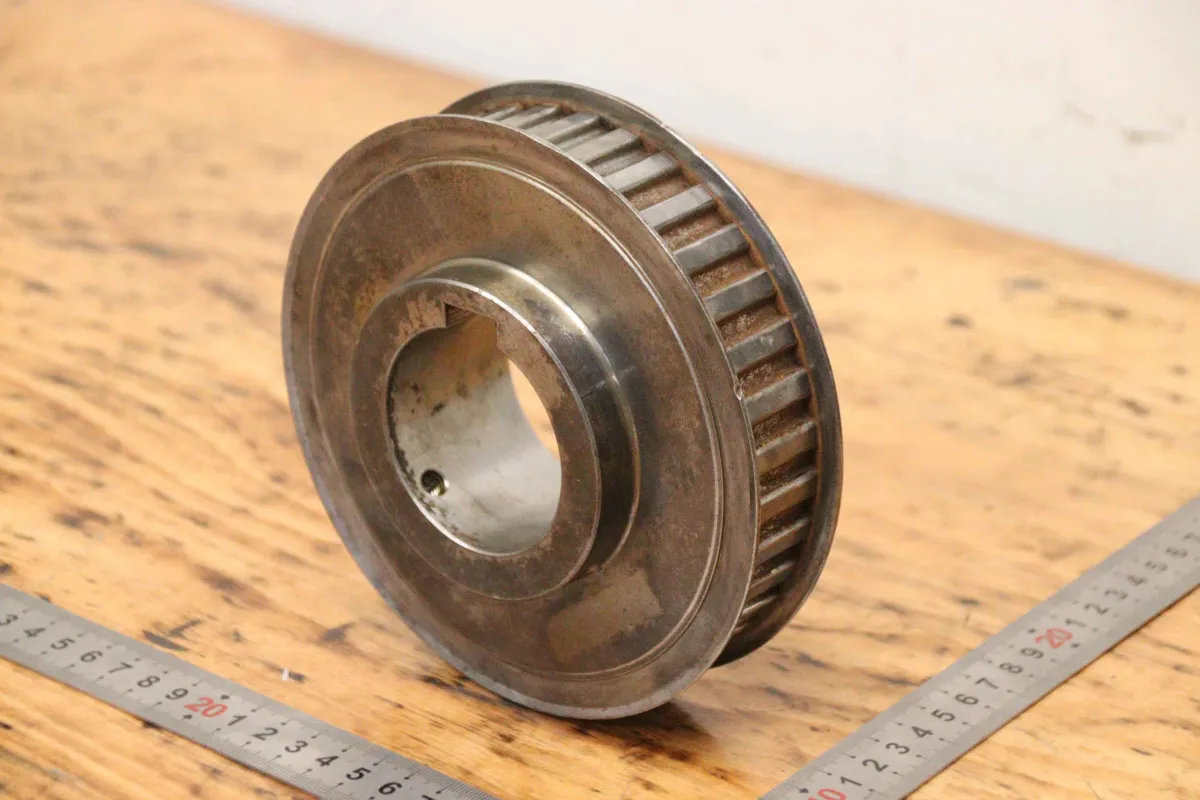 Stahl Ø 150 mm Riemenbreite 25 mm Zahnriemenscheibe