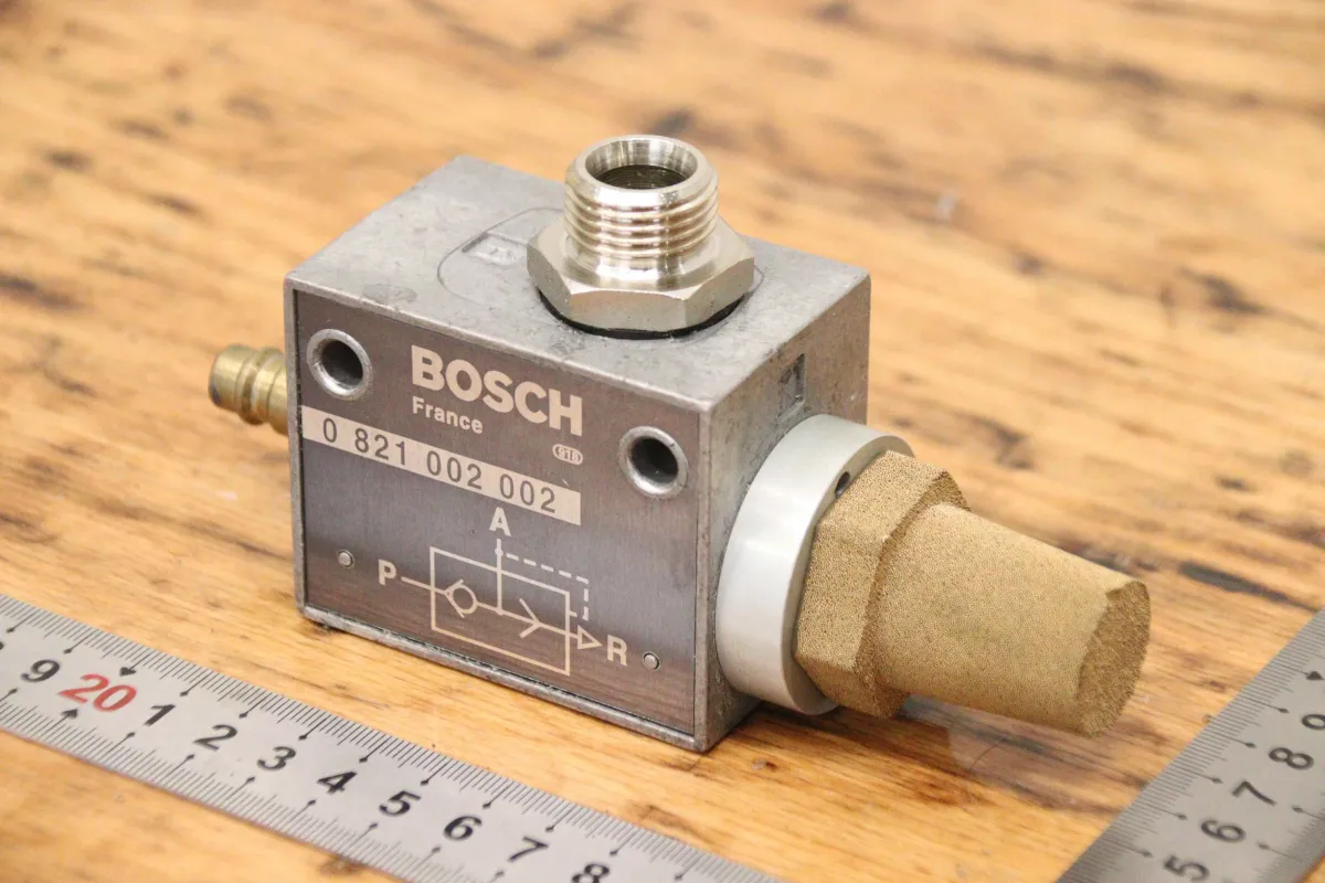Bosch 0 821 002 002 Schnellentlüftungsventil