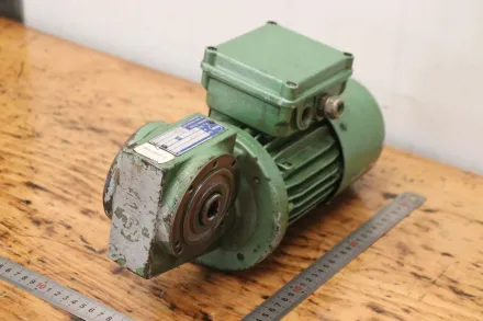 Stöber Hew DWO-2000-018-4  HEW RF 63L/4-BO,4 Getriebemotor 0,18 kW 69 U/min – RESALE