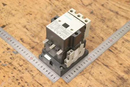 Siemens 3TF47 Schütz – RESALE