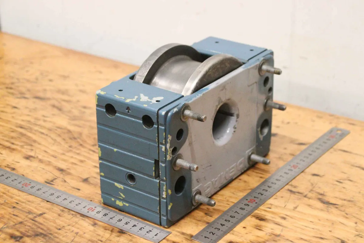 Demag Schienenbreite Zwischenmaß 52 mm Radblock