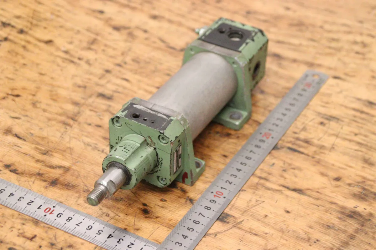Leibfried L 81 Hub 110 mm Pneumatikzylinder