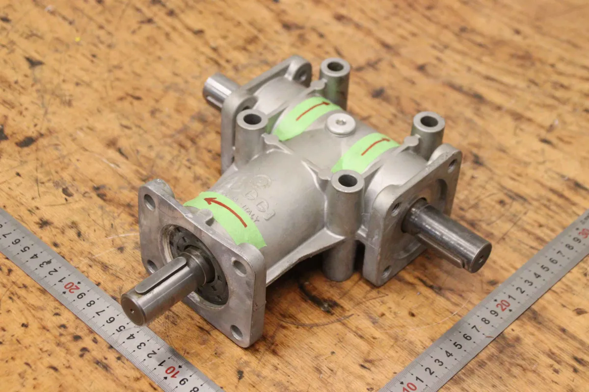 Poggi 252/245/H85 mm Getriebe 1:2