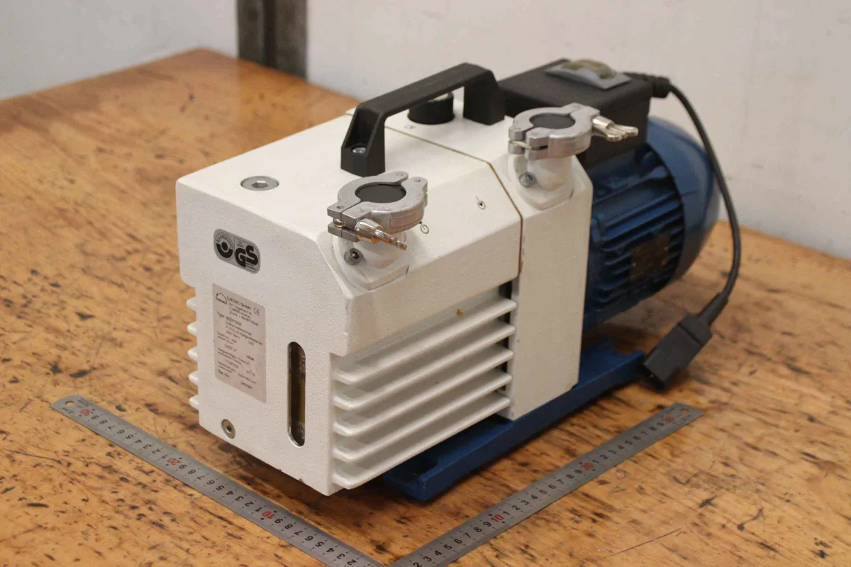 Ilmvac 302313-02 P 12 D Vakuumpumpe 0,55 kW 11,0 m³/h