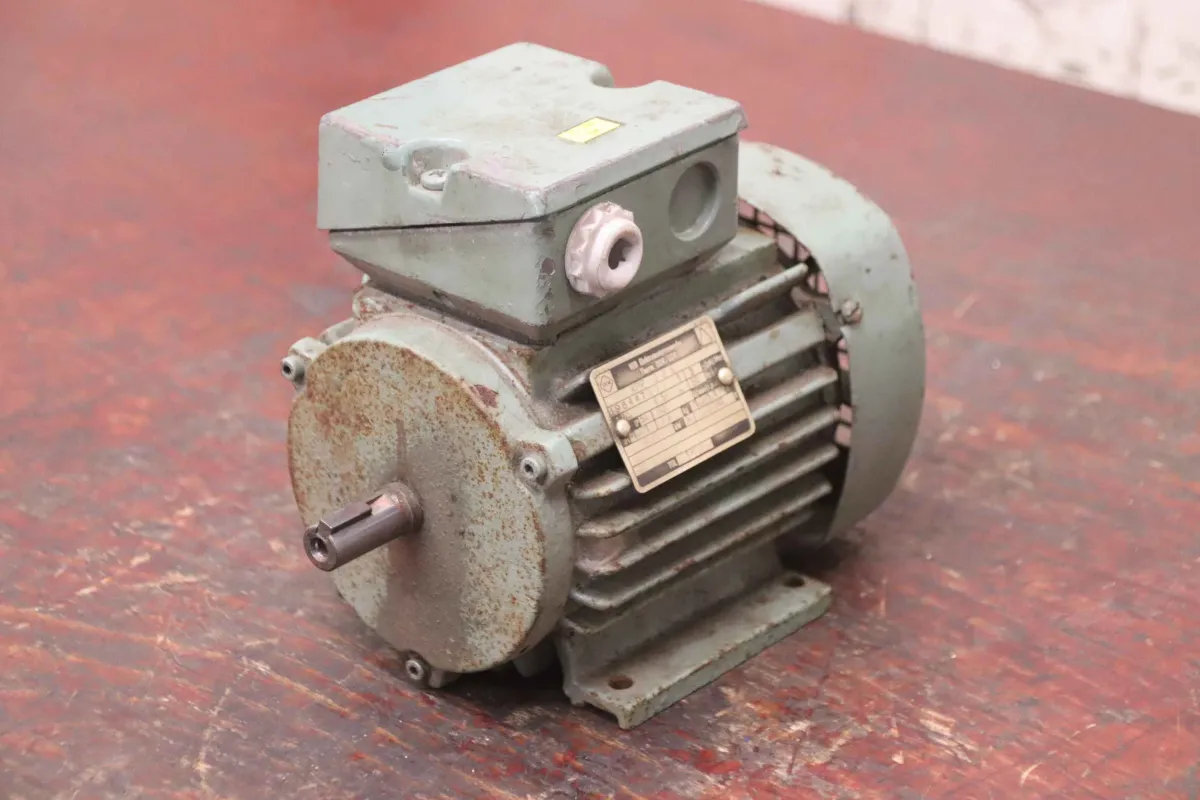 VEM KPR 63 G 6 Elektromotor 0,25 kW 900 U/min
