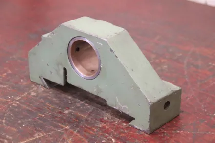 Bohrung 56 mm Gegenlager für Fräsmaschine – RESALE