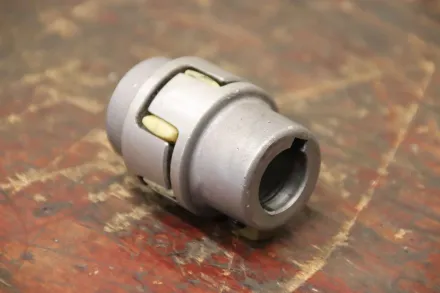 Welle Ø 10/19 mm Klauenkupplung – RESALE