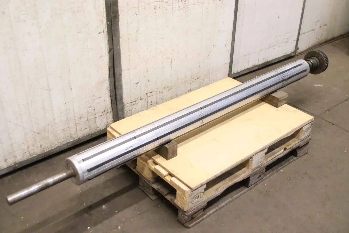 Ø 150 x 2040 mm Rollenträger für Verpackungsmaschine