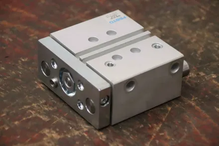 Festo DFM-25-30-P-A-GF  170849 Führungszylinder – RESALE