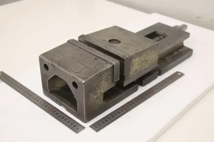 Spannweite 185 mm Maschinenschraubstock – RESALE