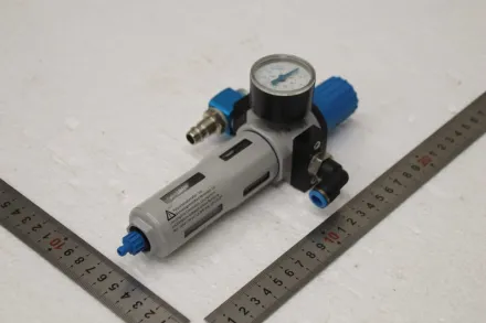 Festo LFR-1/4-D-MINI 159631 Wartungseinheit Filter Regelventil – RESALE
