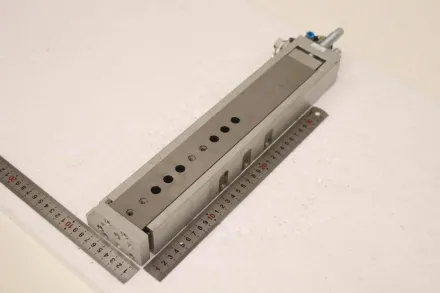 Festo DGSL-20-200-Y3A Hub 200 mm Linearantrieb Mini- Schlitten – RESALE