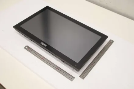 Schneider Electric HMIPSPS952D1X01  18.5 Touch Screen Panel – RESALE