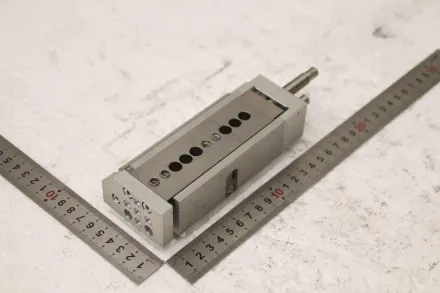 Festo DGSL-12-50-Y3A Hub 50 mm Linearantrieb Mini- Schlitten – RESALE