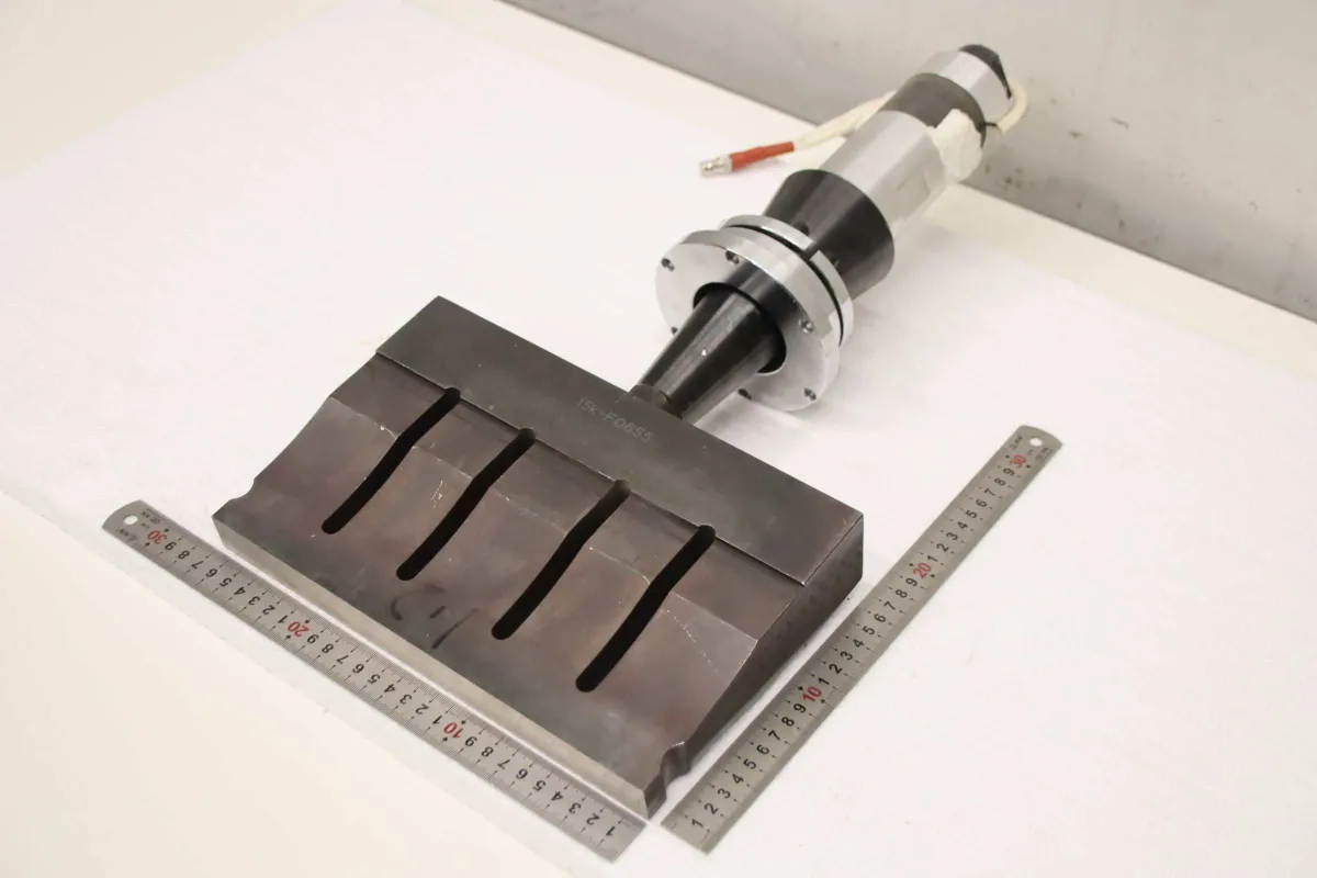 R2003631 15k-FO655 Ultraschall-Schweißwandler Ultraschall-Schwingeinh