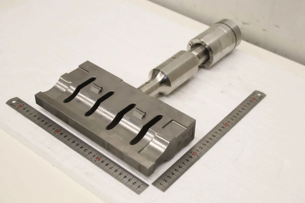 Herrmann KHS20-IP50-L 118.858/1 Ultraschall-Schweißwandler Ultraschall-Schwingeinh