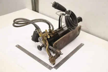 Messer Griesheim Quicky Electronic Maschinenschneidbrenner regelbar – RESALE