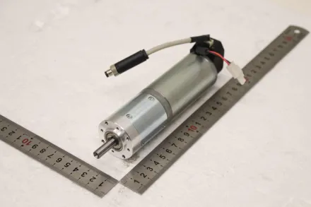 Dunkermotoren GR 42x40 RE30-2.500 PLG42S Servo-Getriebemotor – RESALE