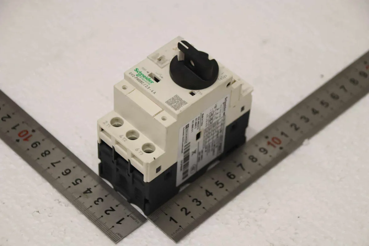 Schneider Electric GV2-PM08 C Motorschutzschalter
