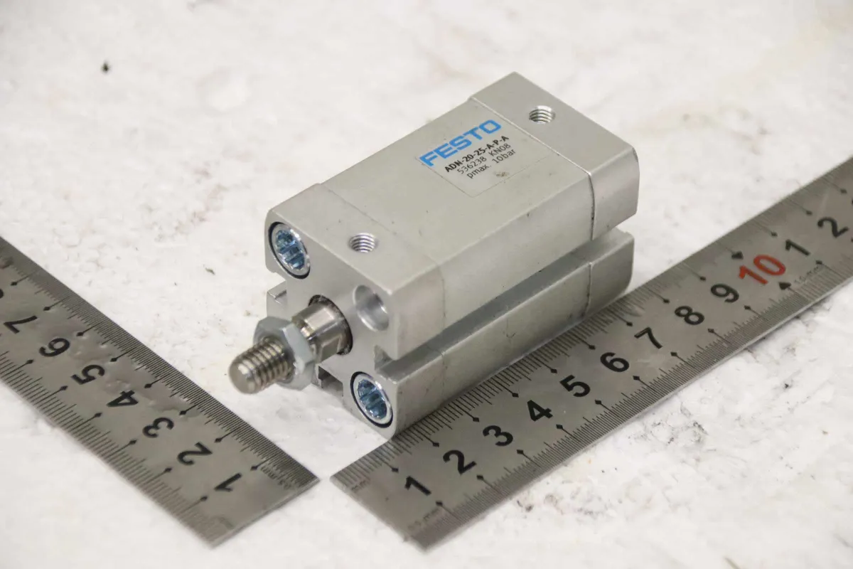 Festo ADN-20-25-A-P-A Hub 25 mm Kompaktzylinder