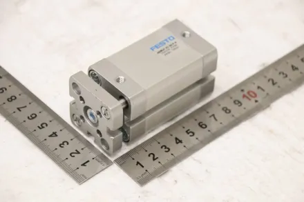 Festo ADNGF-25-30-P-A 554234 Kompaktzylinder – RESALE