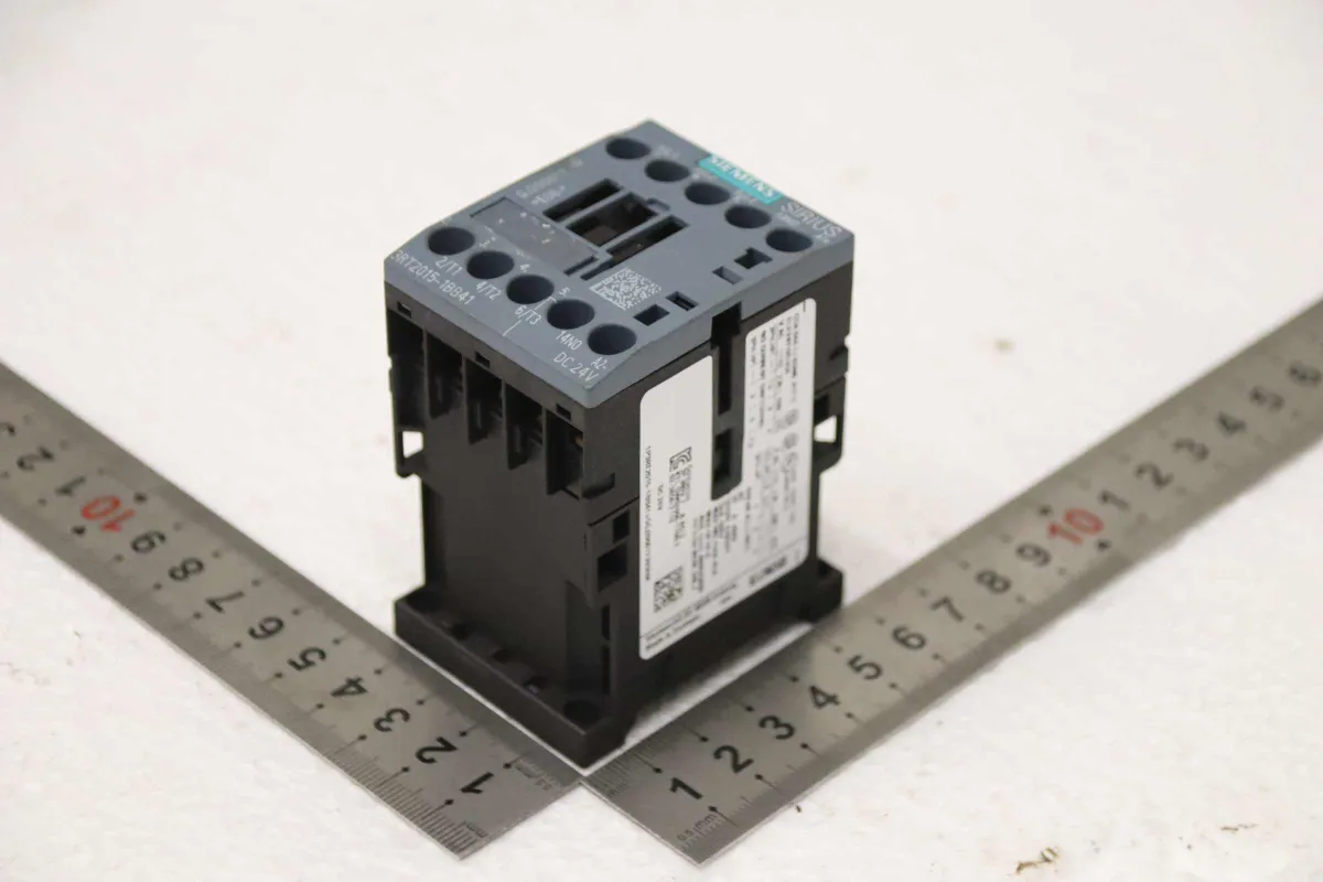Siemens 3RV2015-1BB41 Hilfsschalterblock