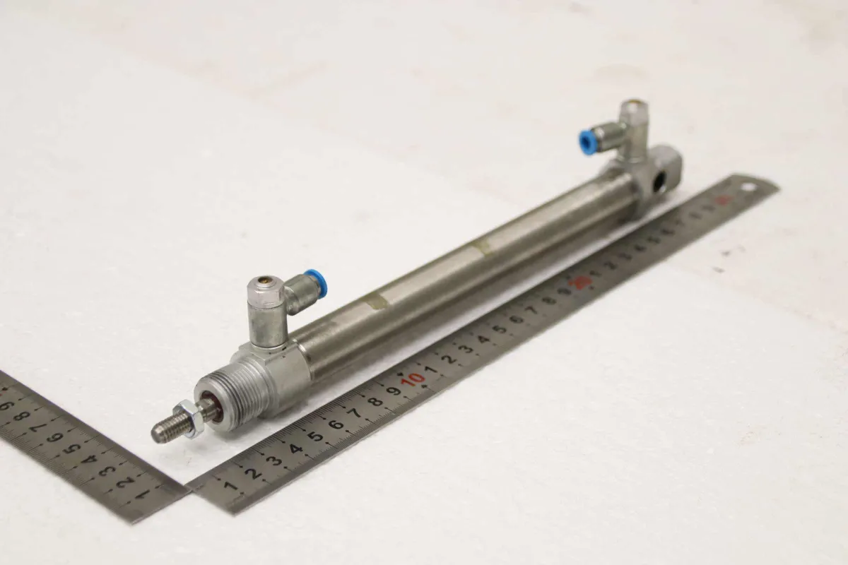 Festo DSNU-20-160-PPV-A Hub 160 mm Pneumatikzylinder