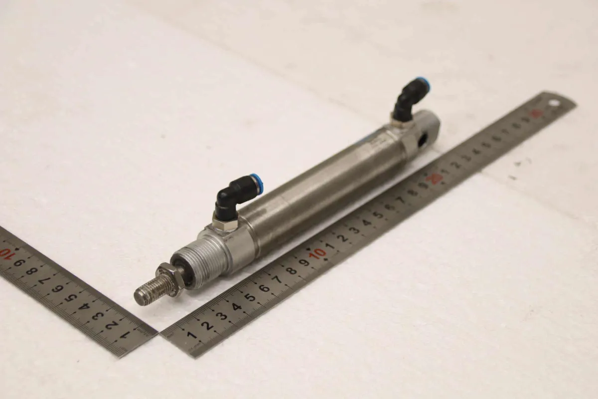 Festo DSNU-25-85-PPV-A Hub 85 mm Pneumatikzylinder