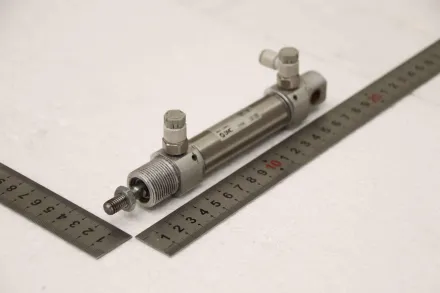 Smc CD85N20-50C-B Hub 50 mm Pneumatikzylinder – RESALE