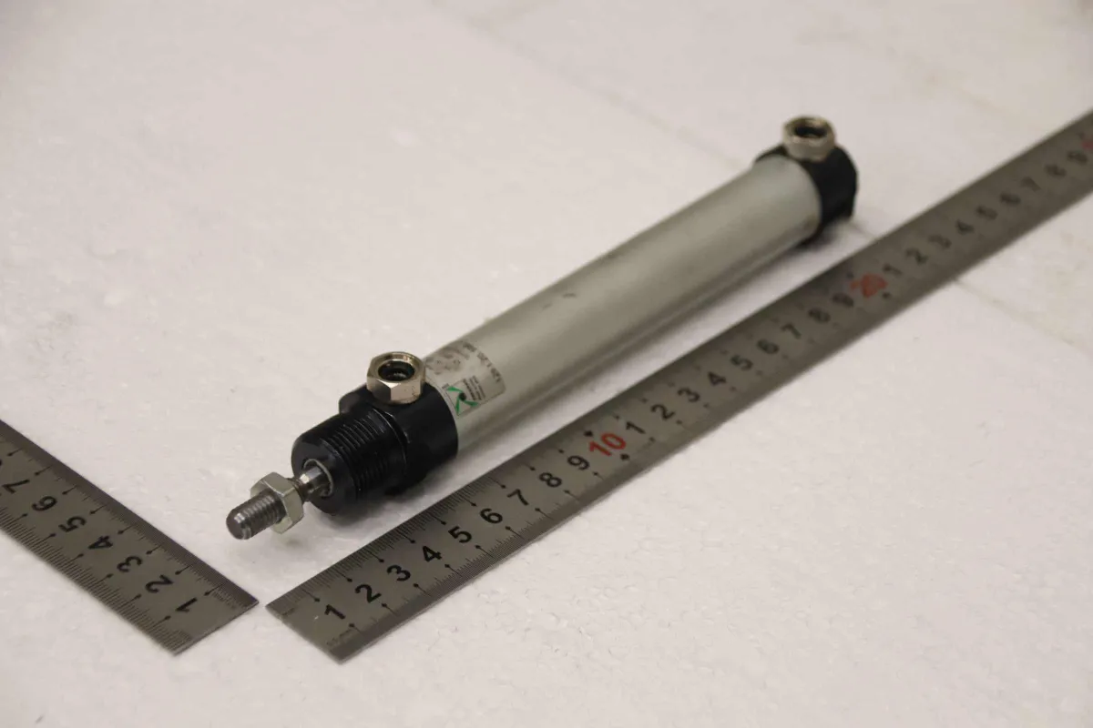 Pneumax 1261.20.100 Hub 100 mm Pneumatikzylinder
