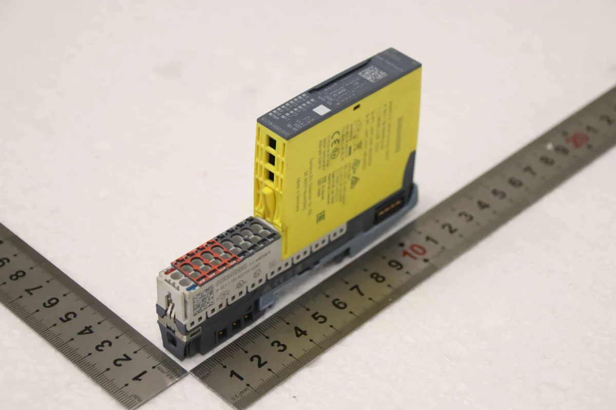 Siemens 6ES7 136-6BA00-0CA0 Digitaausgabe