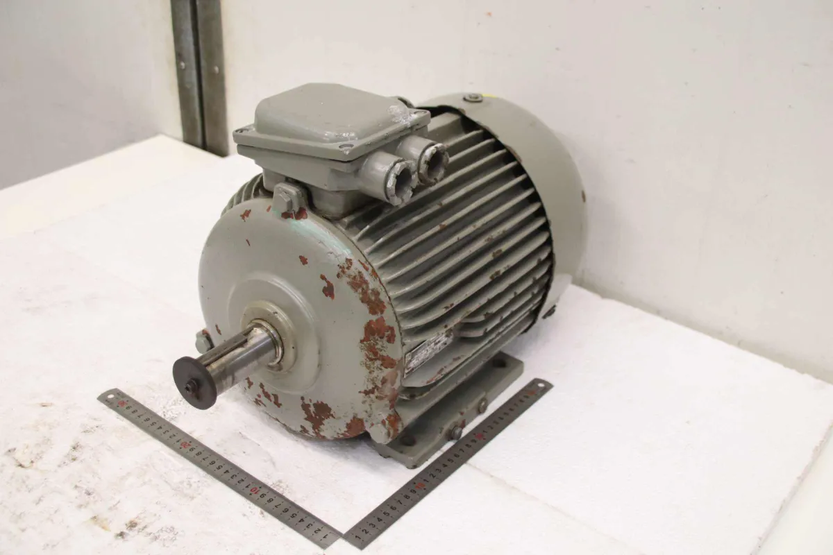 Caenaho 4AM 132 M2 Y3 Elektromotor 11 kW 2900 U/min
