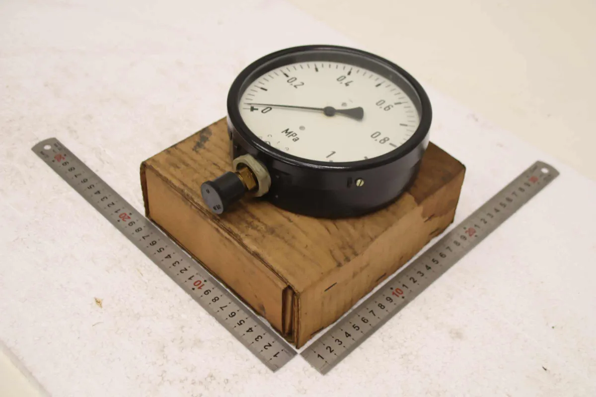 TGL Ø 160 mm Pressure gauge 0-10 bar / 0-1 MPa